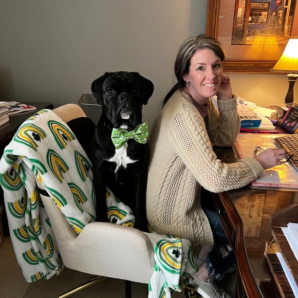 Meet your Posher, Stacy - Picture 2 of 3